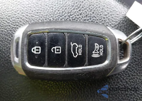 2021 Hyundai Veloster 2.0 Premium z USA, uszkodzony, nr VIN KMHTG6AF0MU032200